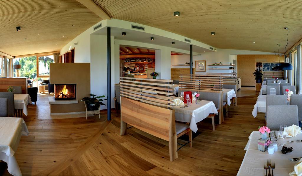 Hotel Am Hang Сопрабольцано Экстерьер фото